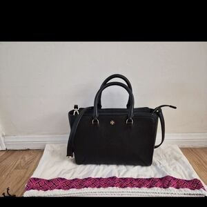 Tory Burch Elegant Black Shoulder Bag